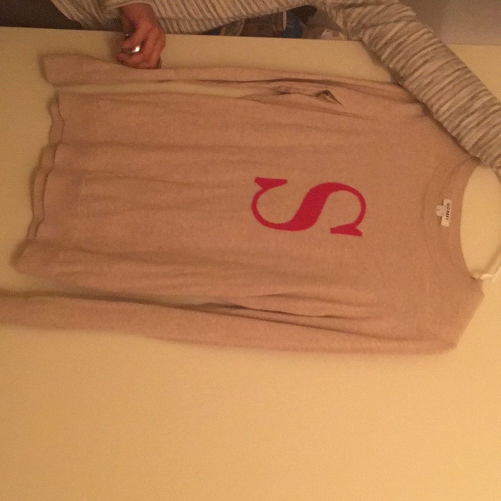 Old Navy long sleeve tee